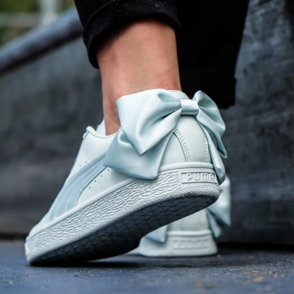 PUMA Bow Back Leather Sneakers Women's Trainers Sz 8.5 light blue/minty bow